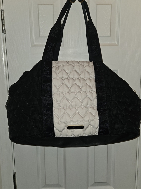 Betsey Johnson Handbags - Betsey Johnson Quilted w/Heart Shaped Pattern Black & White Weekende/Travel Bag